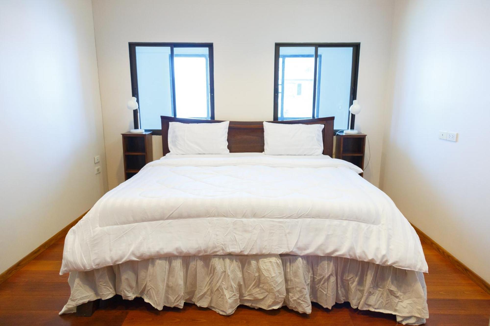 Upar Silom Near Mahanakhon Hotel 3*