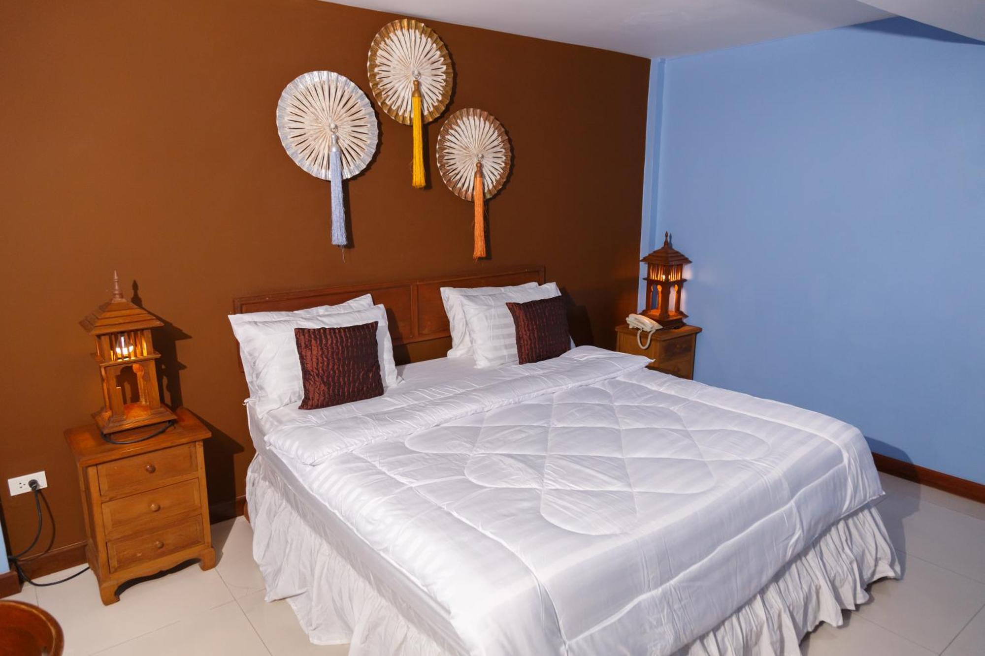 Hotel Upar Silom Near Mahanakhon 3*