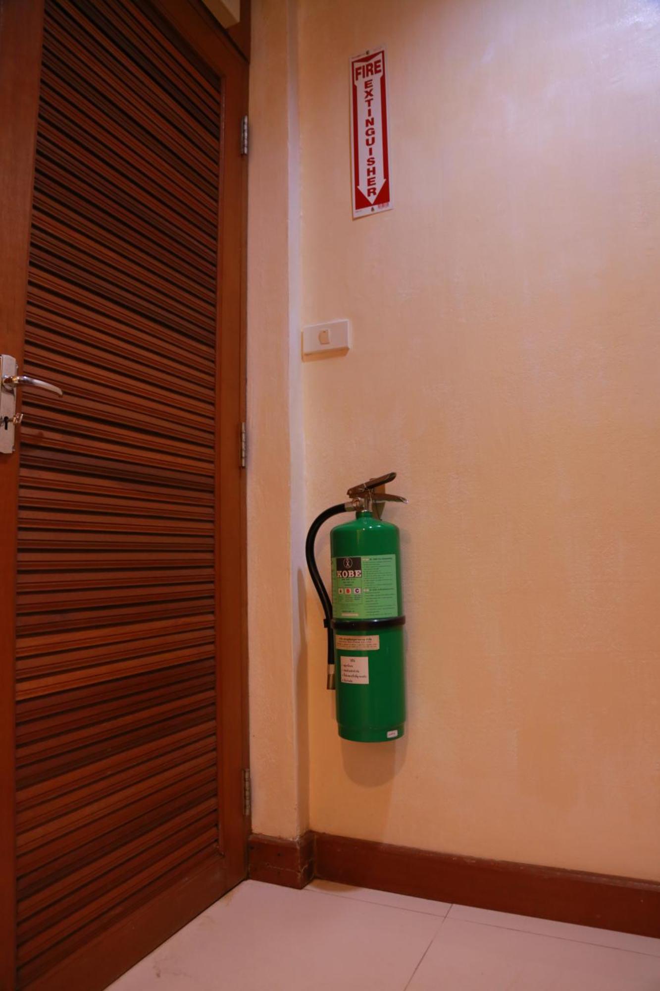 Upar Silom 3*